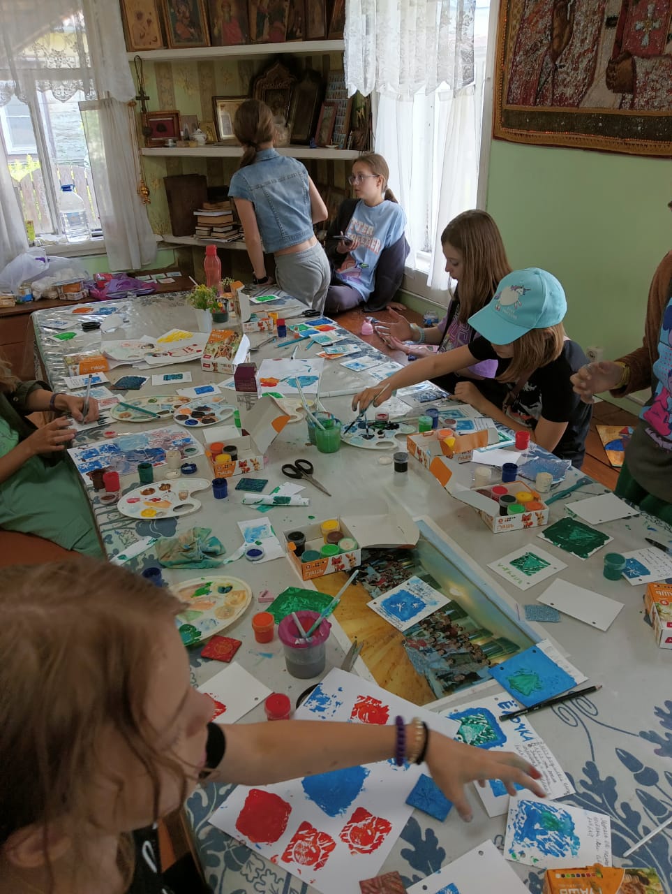 c25745fe-9b2a-4763-b5ce-394e02eee94f